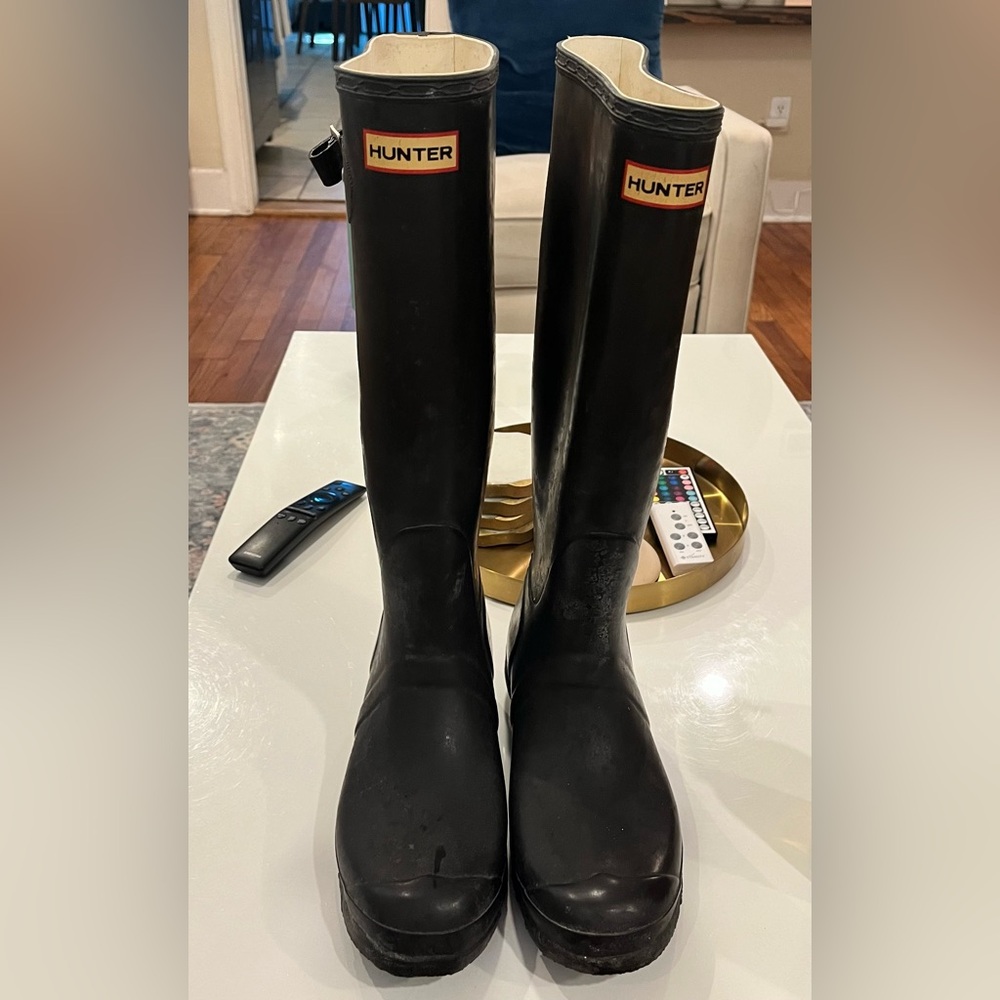 Women’s Hunter tall rain boots